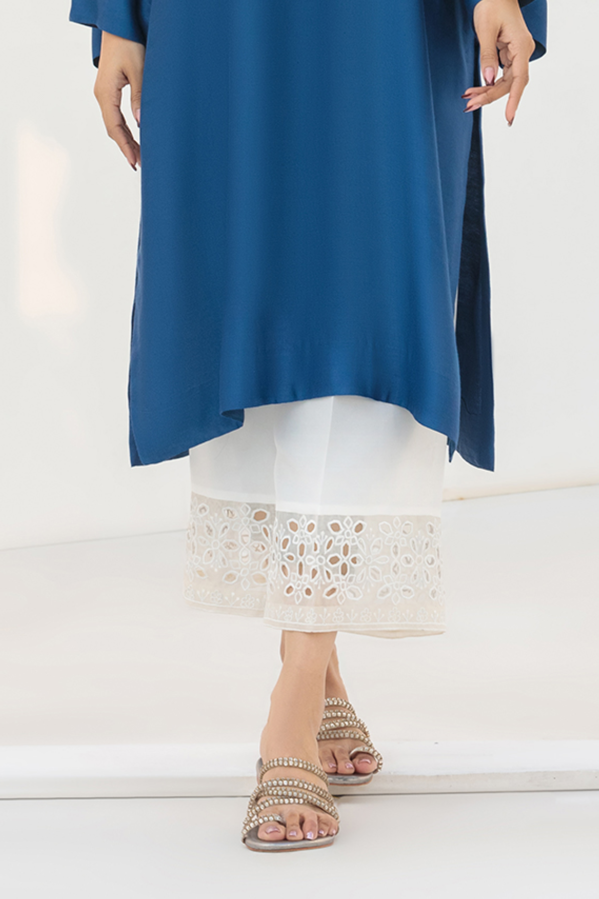 WHITE CULOTTE - RAW SILK