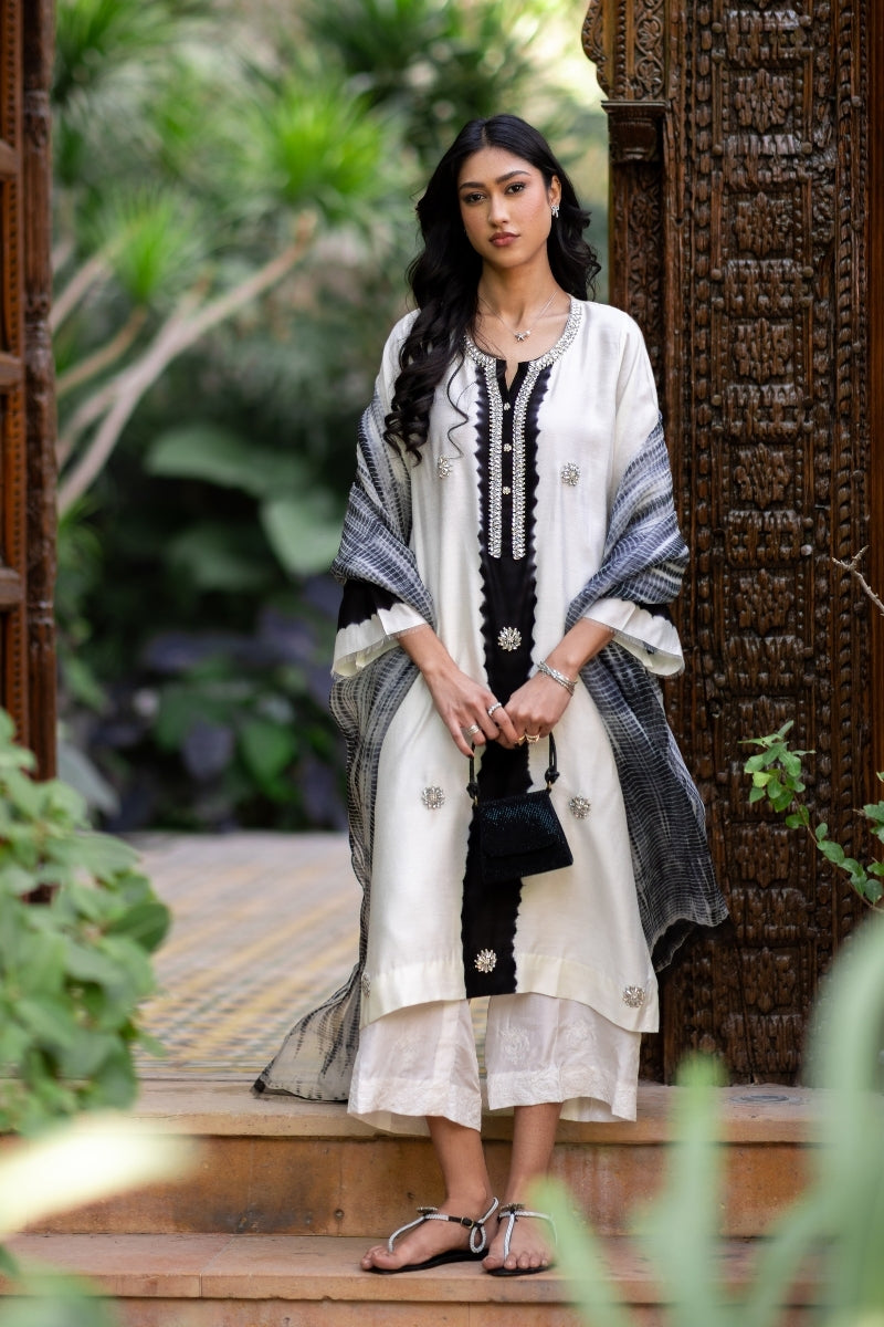 LEIA Ayesha Khurram