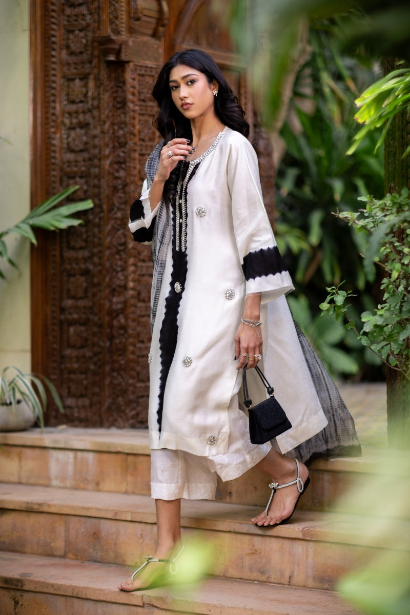 LEIA Ayesha Khurram