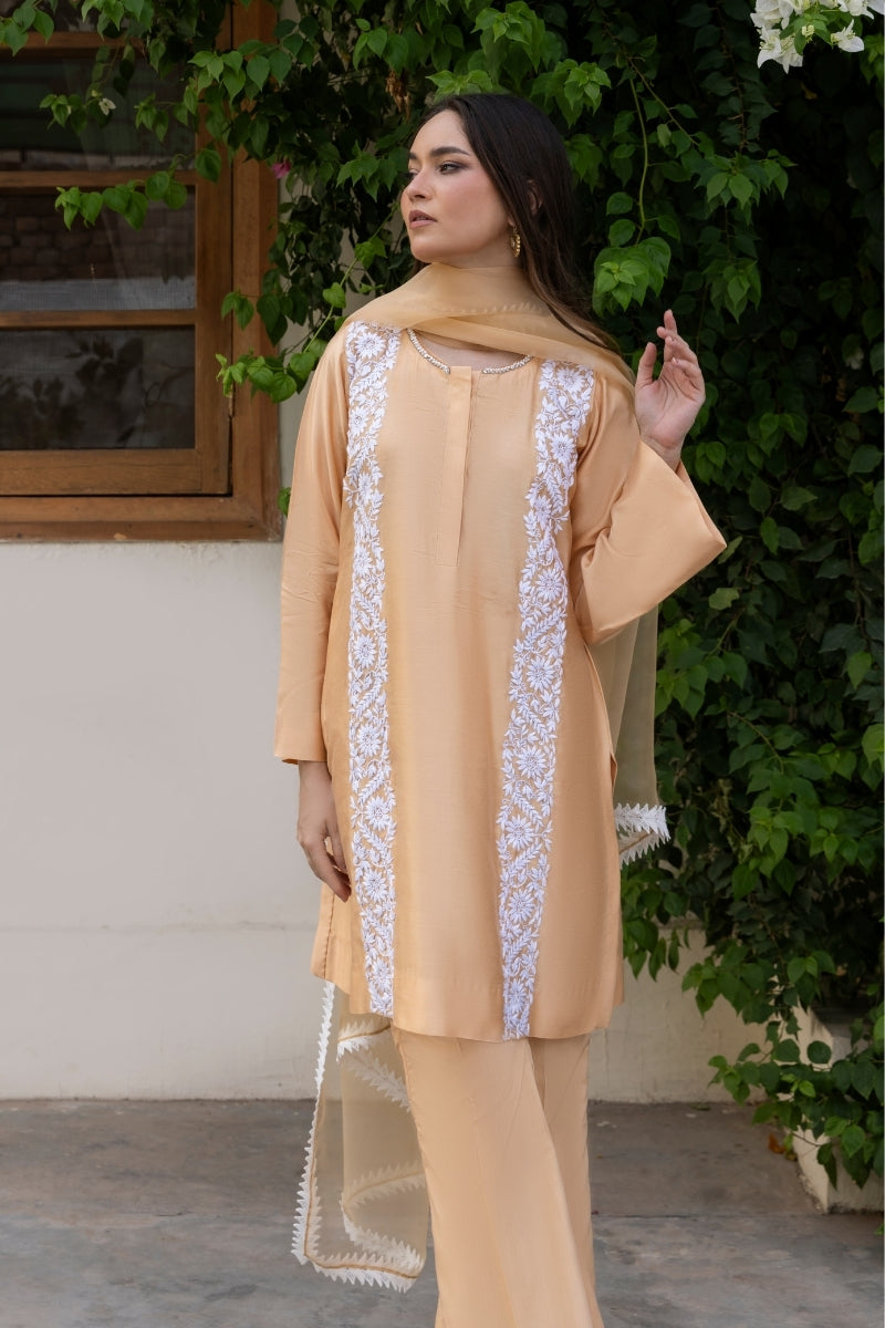 NOORI Ayesha Khurram