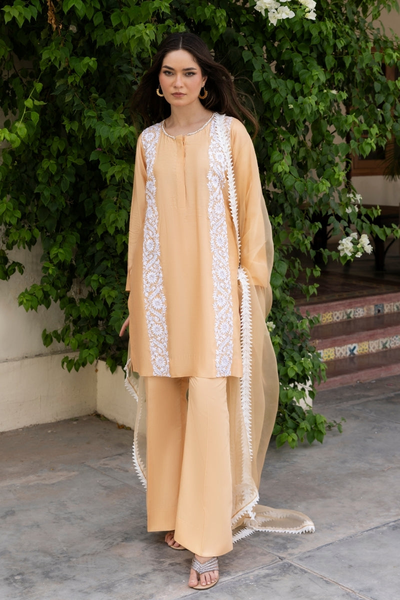 NOORI Ayesha Khurram