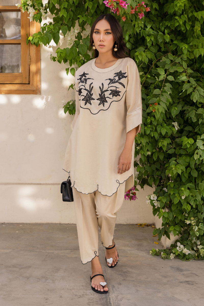 CREAM EMBROIDERED LAWN SET