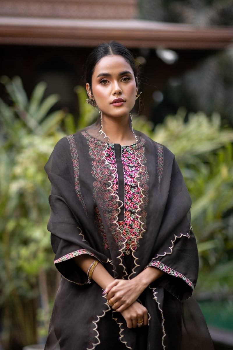 BAHAAR